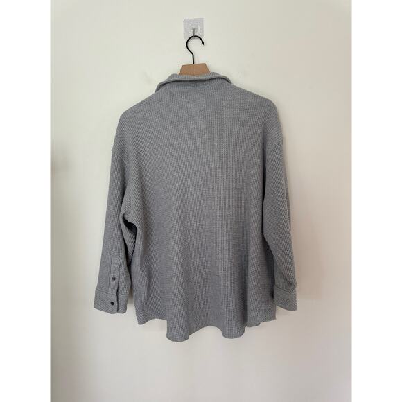 Aerie Oversized Lumber Jane Waffle Textured Button Up Top in Gray. Medium - Picture 6 of 8